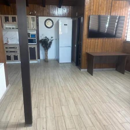 Casa De Lemn Chata *