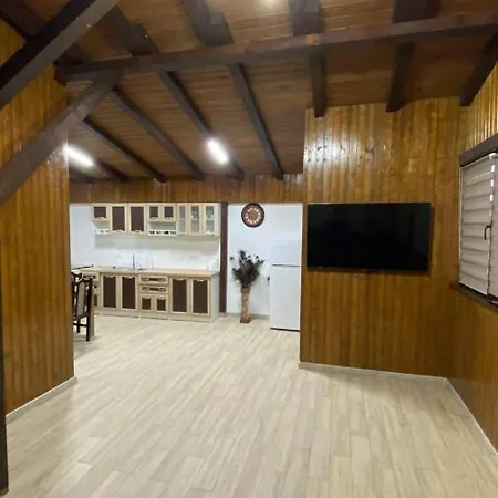 Chata Casa De Lemn