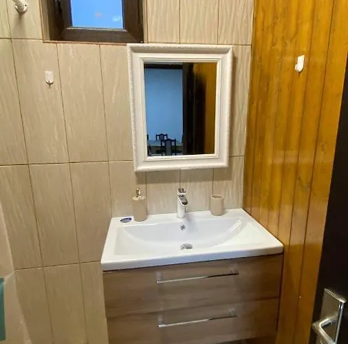 Lodge Casa De Lemn *