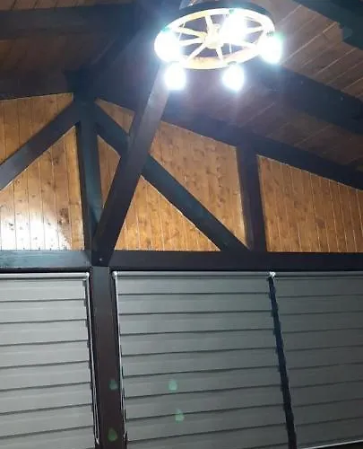 Lodge Casa De Lemn *